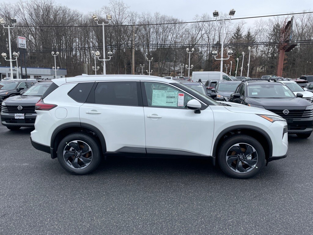 New 2026 Nissan Rogue SV SUV