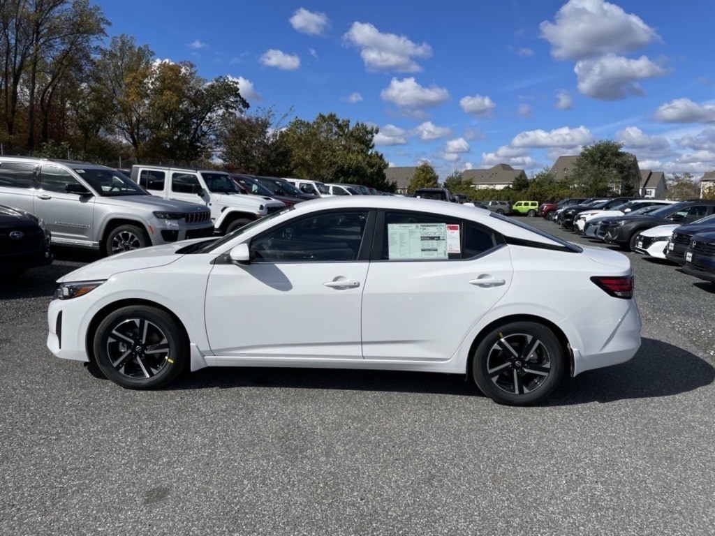 New 2025 Nissan Sentra SV Sedan