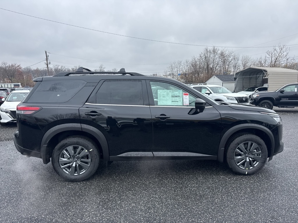 New 2025 Nissan Pathfinder SV SUV