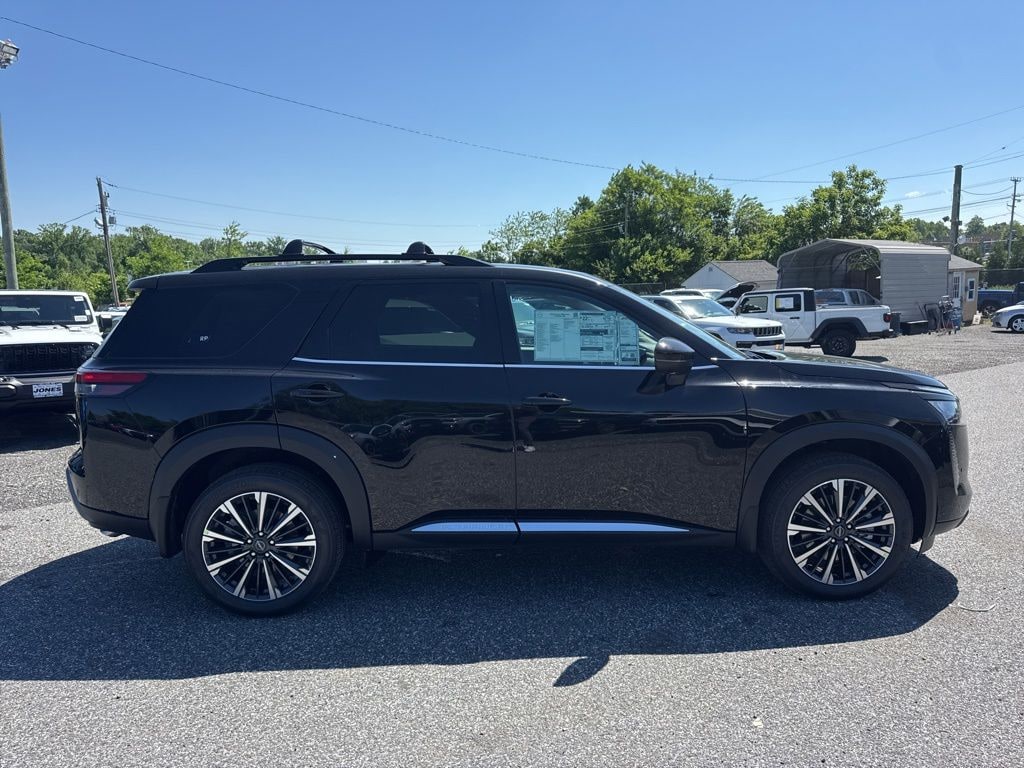 New 2026 Nissan Pathfinder Platinum SUV
