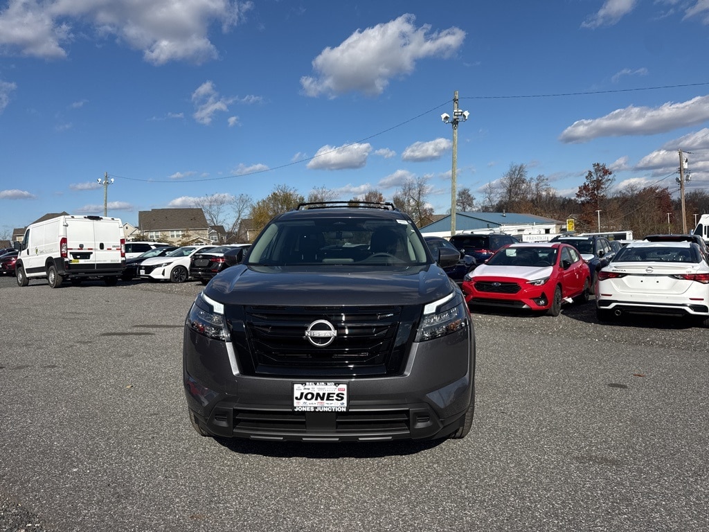 New 2025 Nissan Pathfinder SV SUV