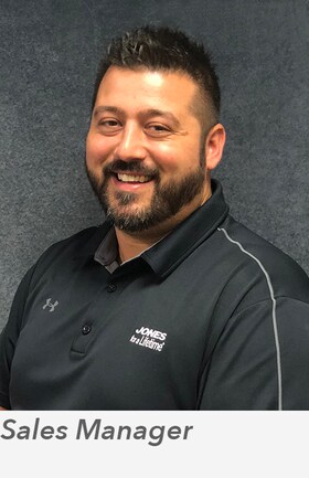 Staff member Chris Benvenga from e2b954a1d1b3