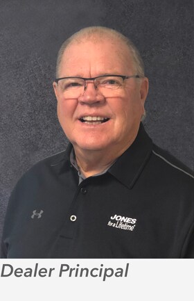 Staff member Danny Jones from d8e9bd001038