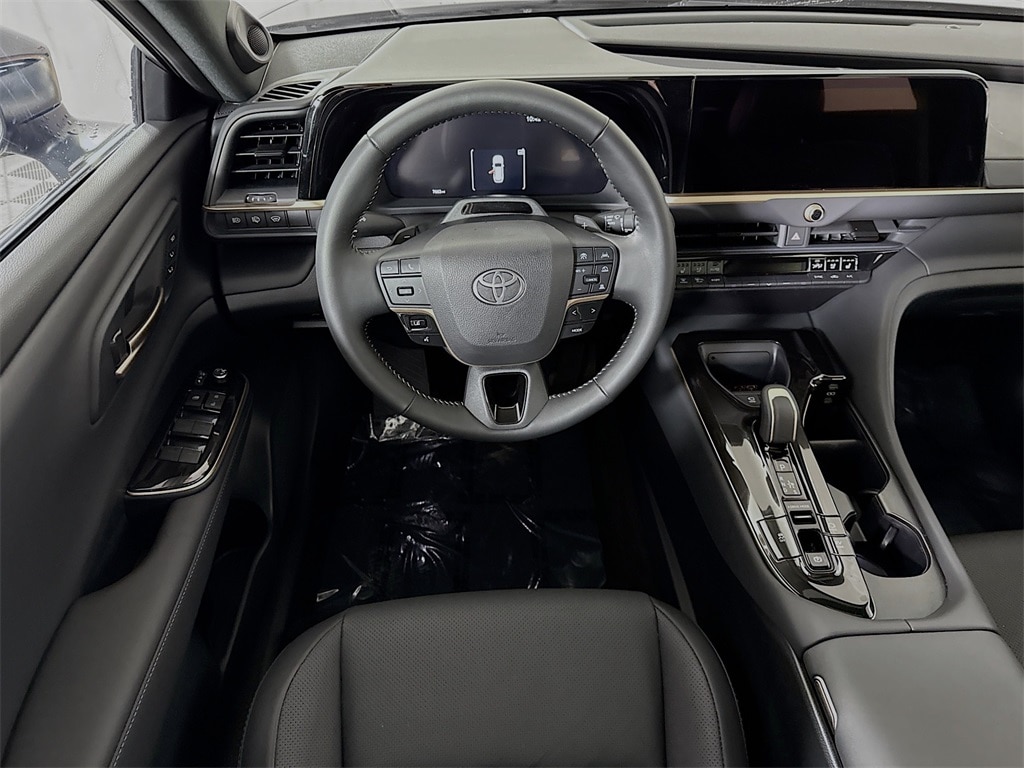 Used 2025 Toyota Crown Signia Limited SUV