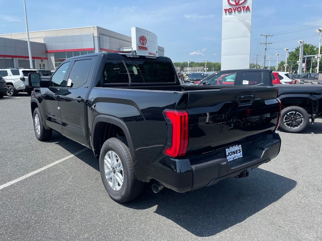 New 2026 Toyota Tundra SR5 SR5 CREWMAX 5.5