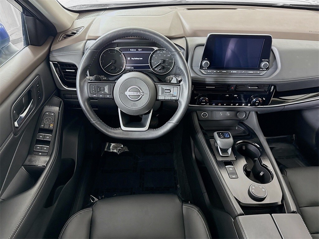 2022 Nissan Rogue SL photo 3
