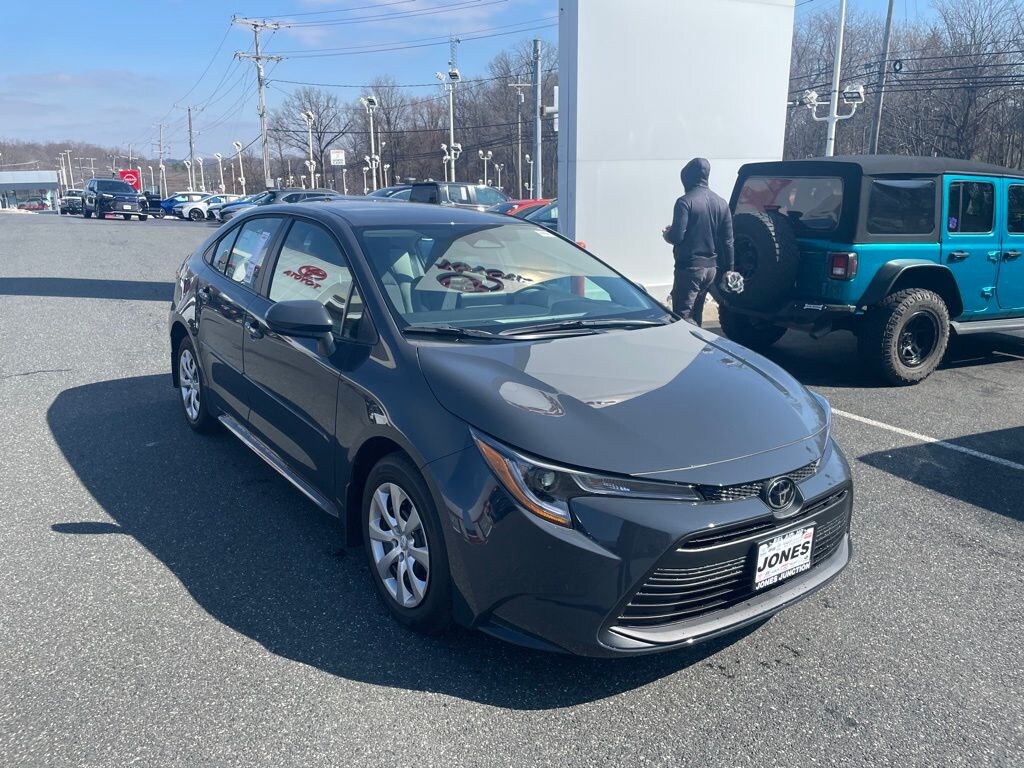 New 2026 Toyota Corolla LE LE