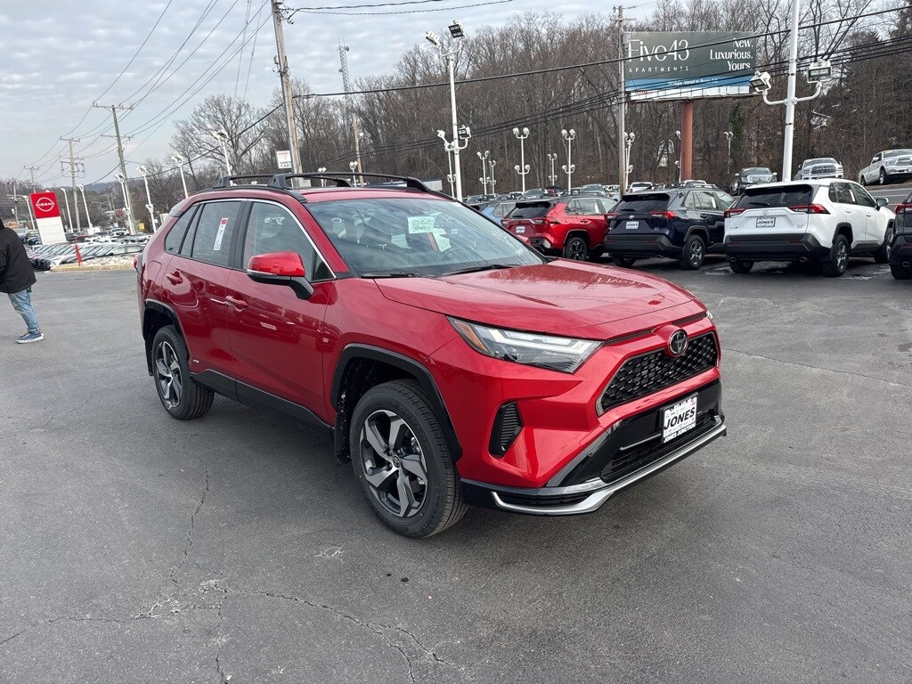 New 2025 Toyota RAV4 Plug-in Hybrid SE PLUG-IN HYBRID