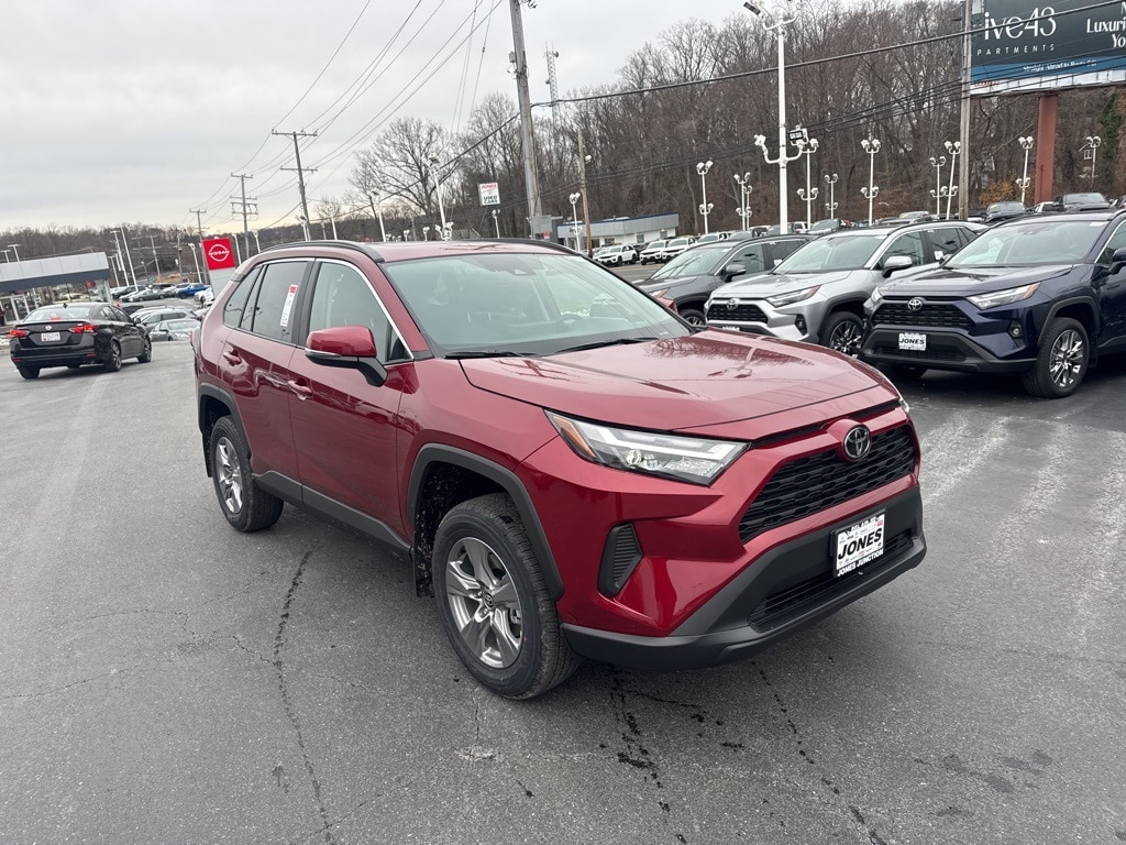 New 2025 Toyota RAV4 XLE XLE AWD SUV
