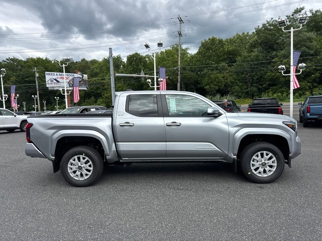 New 2026 Toyota Tacoma SR5 4X4 DOUBLE CAB