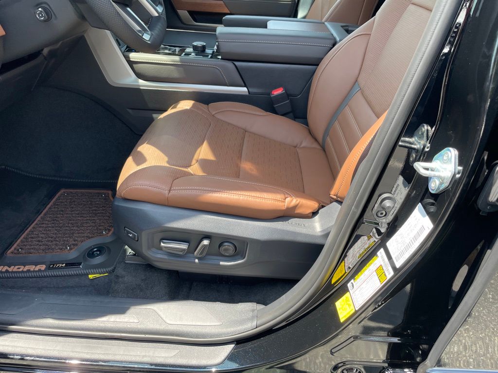 2026 Toyota Tundra 1794 Edition - Photo 11