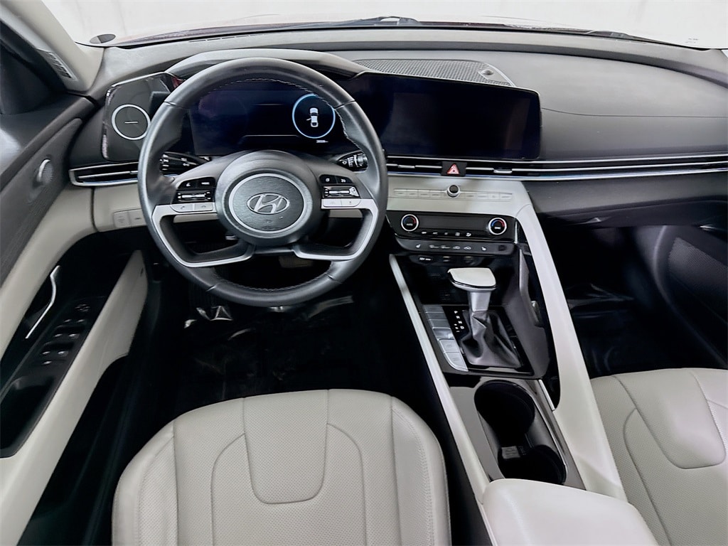 Used 2022 Hyundai Elantra Limited Sedan