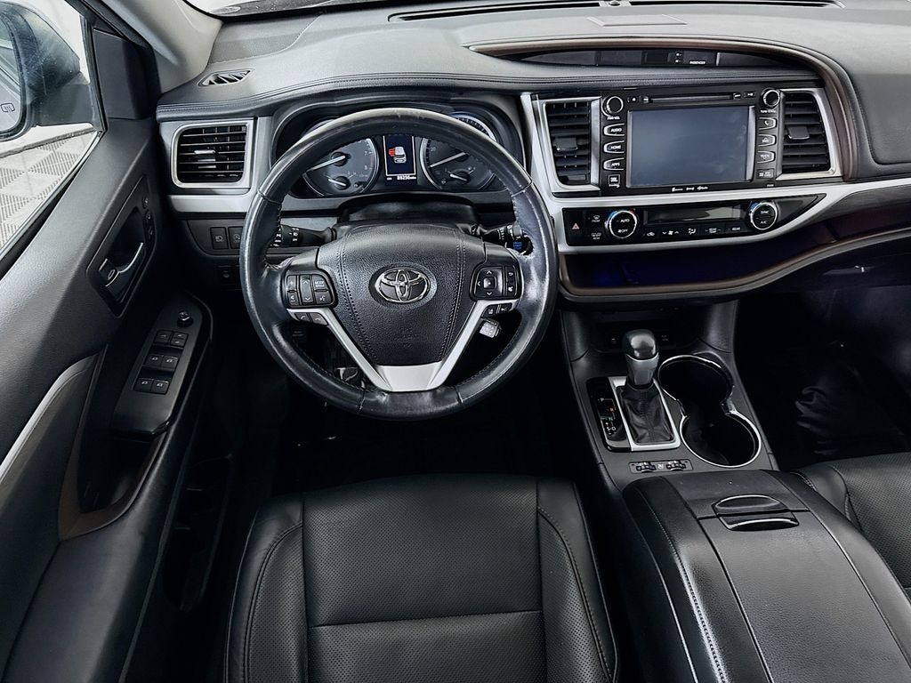 Certified 2017 Toyota Highlander Limited SUV