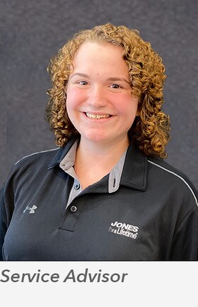 Staff member Lauryn Vaughan from 8fd586787412