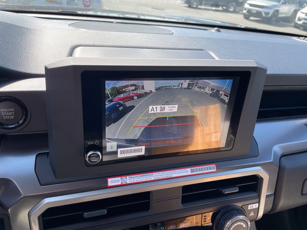 2026 Toyota Tacoma SR5 - Photo 12