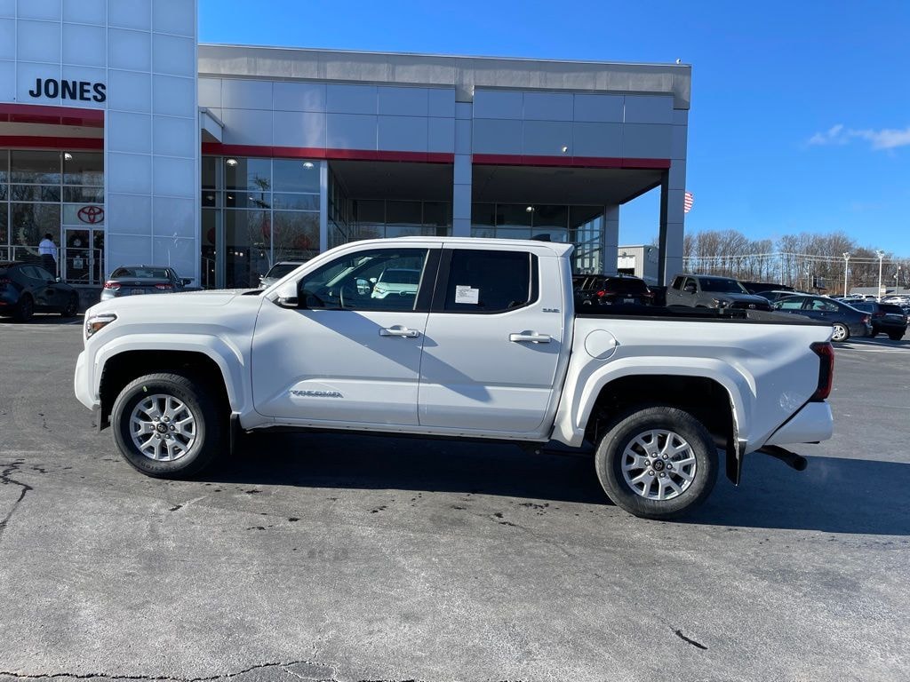 New 2026 Toyota Tacoma SR5 4X2 DOUBLE CAB