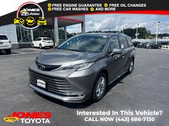 2026 Toyota Sienna Limited 7 PASSENGER