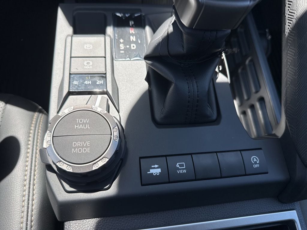 2026 Toyota Tacoma Limited - Photo 16