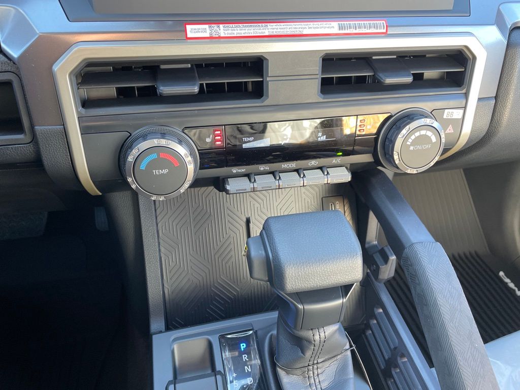 2026 Toyota Tacoma SR5 - Photo 13