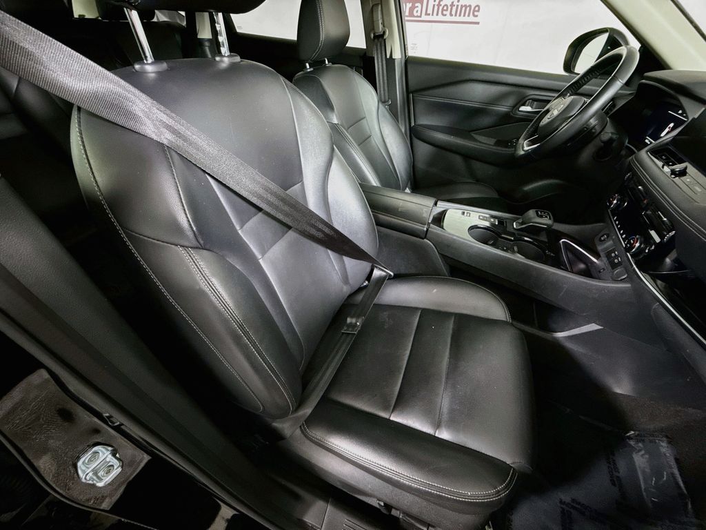 2024 Nissan Rogue SL - Photo 32