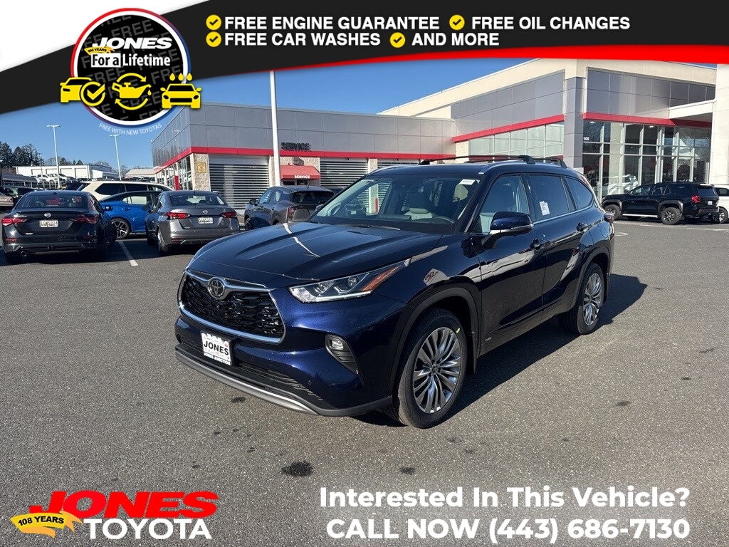 2026 Toyota Highlander Platinum's photo