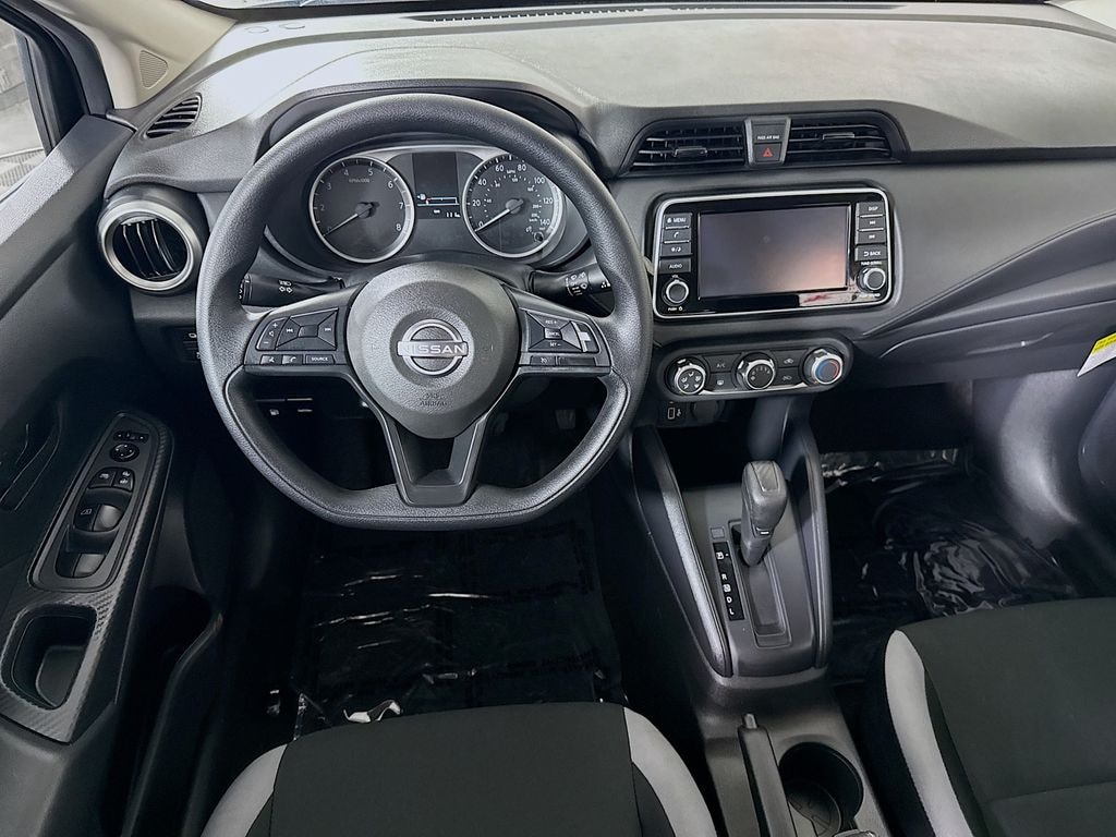 Used 2025 Nissan Versa 1.6 S Sedan