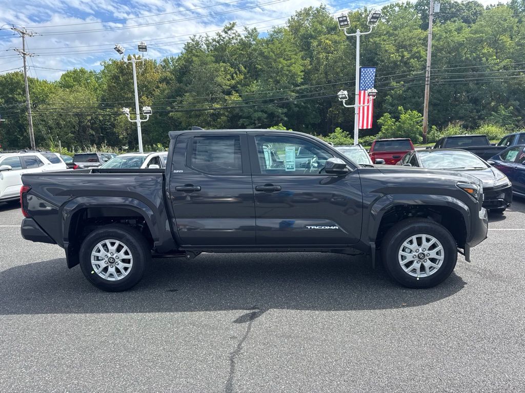 New 2026 Toyota Tacoma SR5 4X4 DOUBLE CAB