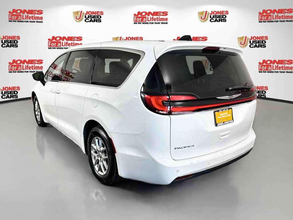 Used 2024 Chrysler Pacifica Touring L Van Passenger Van