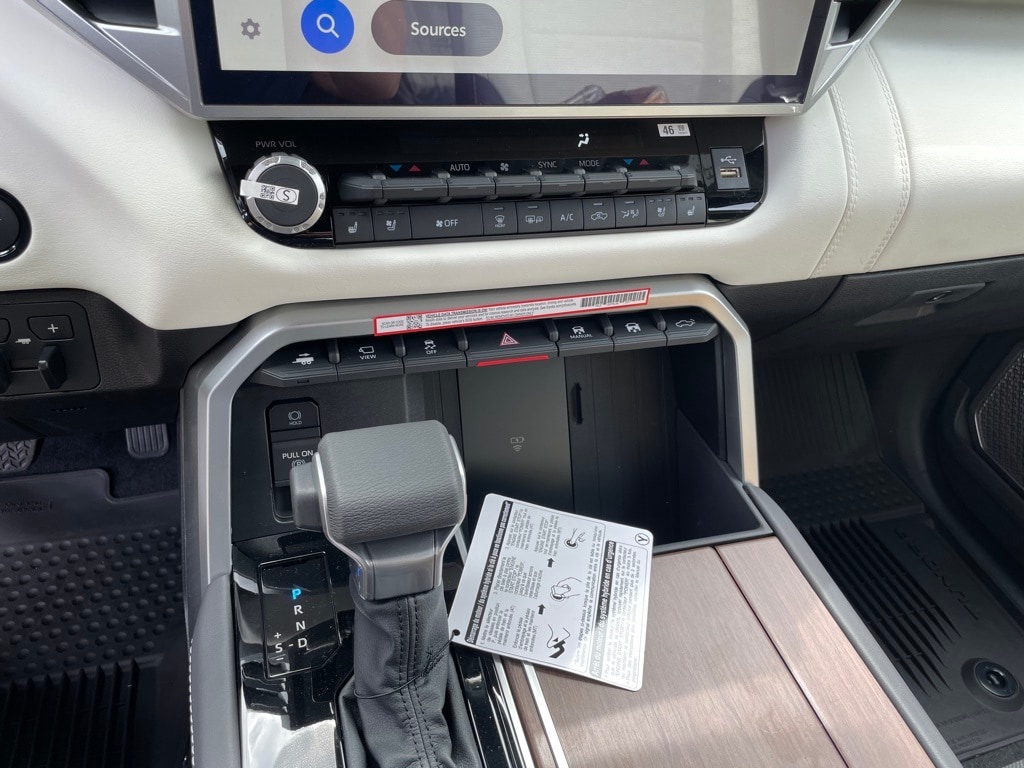 New 2025 Toyota Tundra i-FORCE MAX (5TFVC5DB8SX101092) For New 2025 Toyota Tundra i-FORCE MAX (5TFVC5DB8SX101092) For