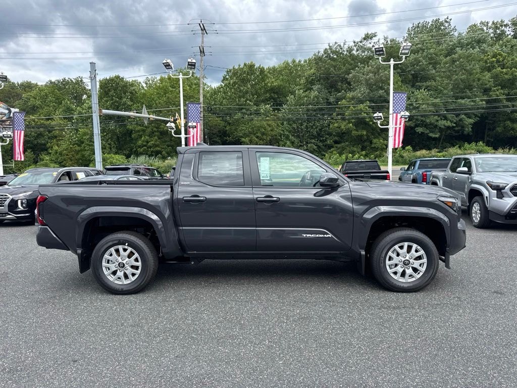 New 2026 Toyota Tacoma SR5 4X4 DOUBLE CAB