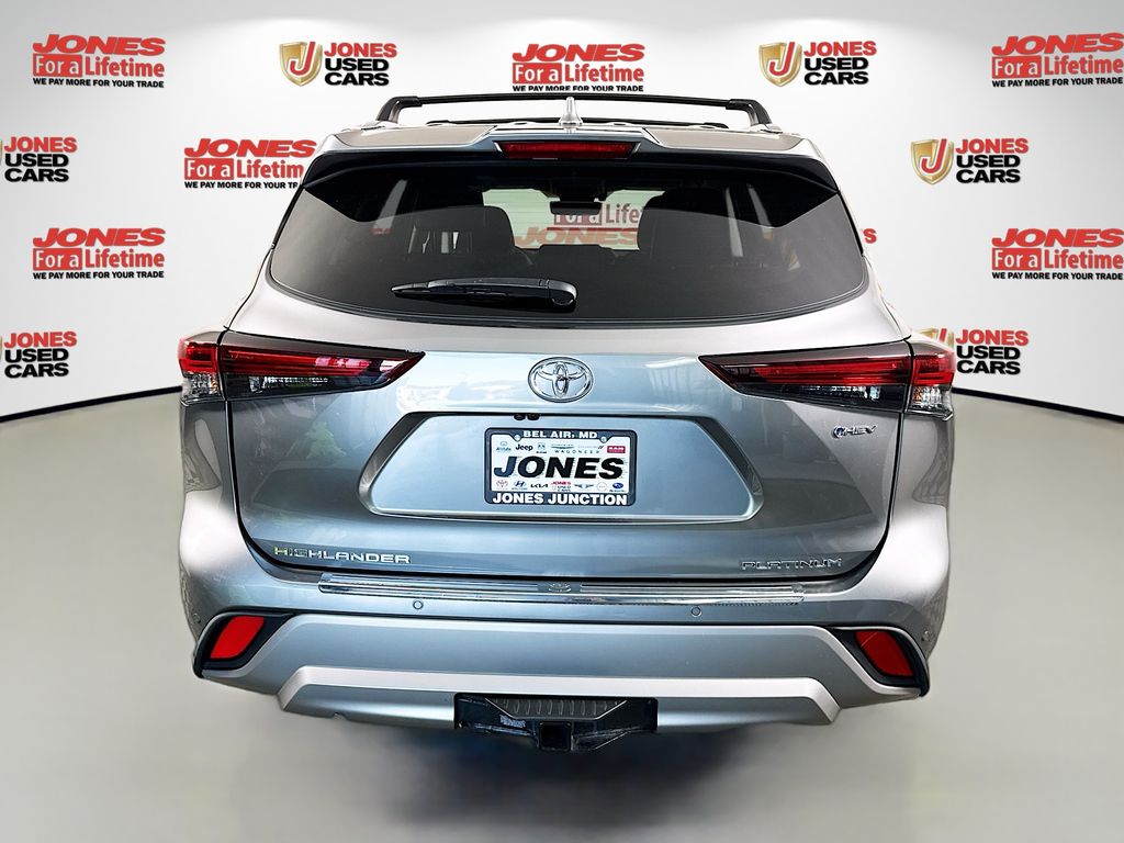 2026 Toyota Highlander Platinum - Photo 18