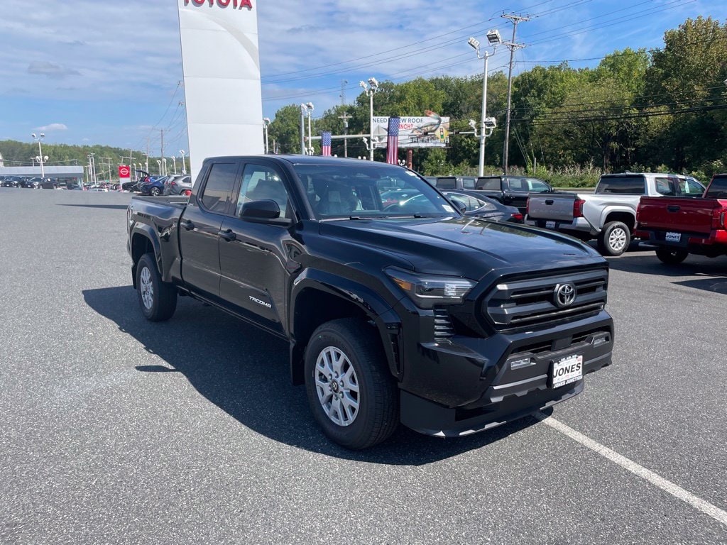 2026 Toyota Tacoma SR5 - Photo 2