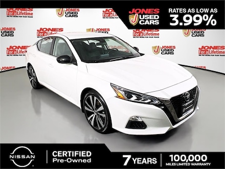 2022 Nissan Altima 2.5 SR Sedan