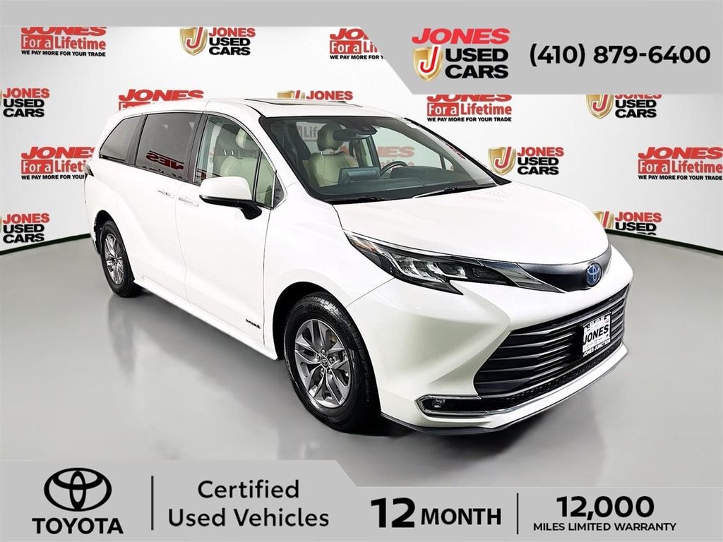 Certified 2021 Toyota Sienna XLE Van