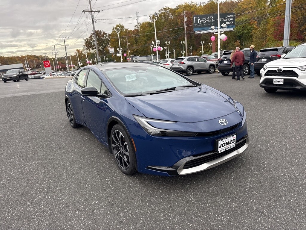 New 2026 Toyota Prius Plug-in Hybrid XSE Premium PLUG-IN HYBRID