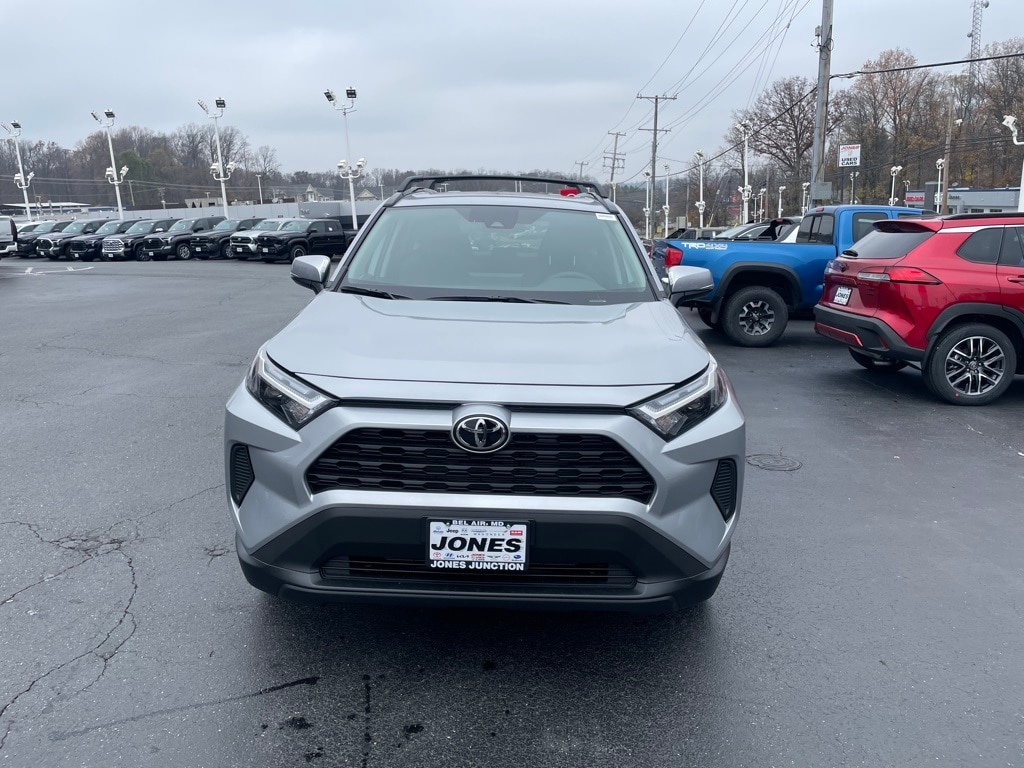 New 2025 Toyota RAV4 XLE XLE AWD SUV