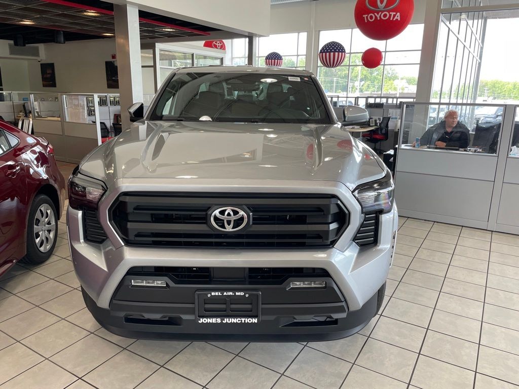 New 2026 Toyota Tacoma SR5 4X4 DOUBLE CAB