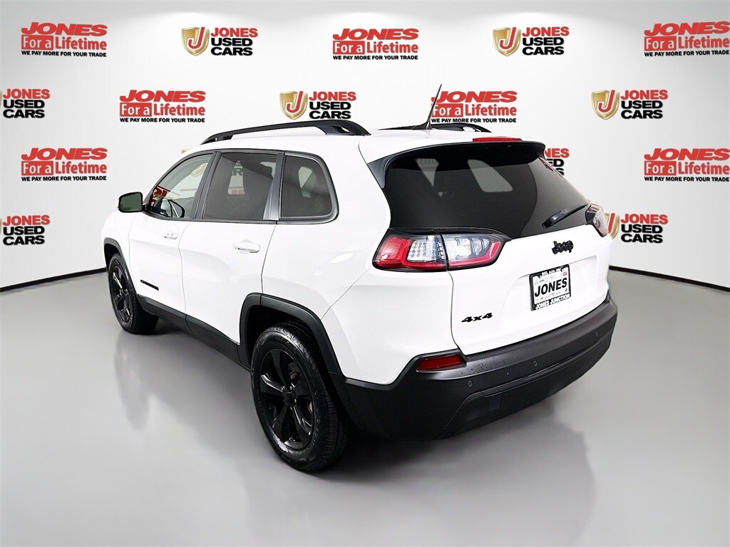 Used 2021 Jeep Cherokee Altitude SUV
