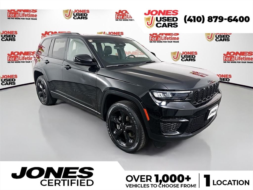 Used 2023 Jeep Grand Cherokee Altitude SUV