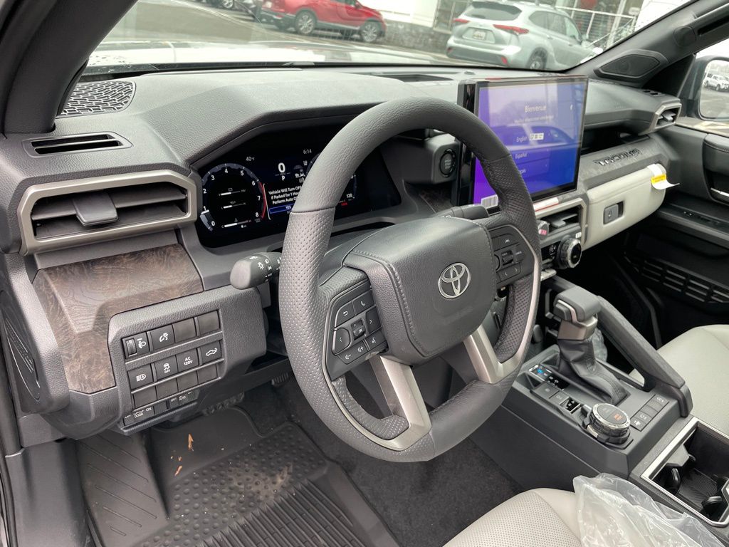 2026 Toyota Tacoma Limited - Photo 8
