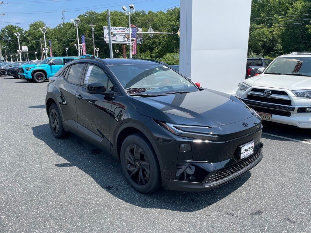 New 2026 Toyota C-HR SE SE AWD