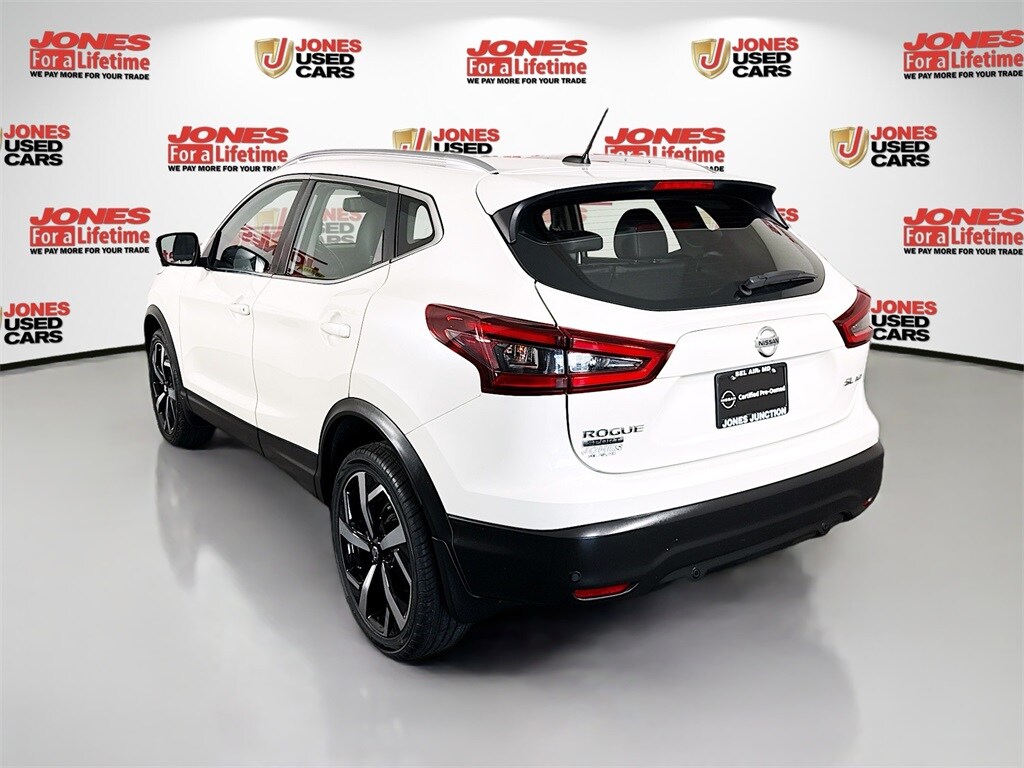 2021 Nissan Rogue Sport SL photo 2