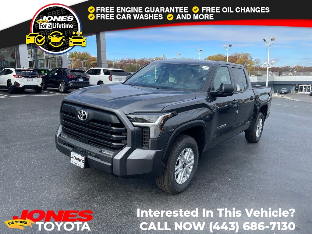 New 2026 Toyota Tundra SR5 SR5 CREWMAX 5.5