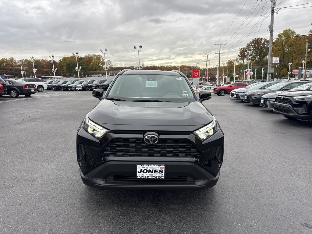 New 2025 Toyota RAV4 XLE XLE AWD SUV