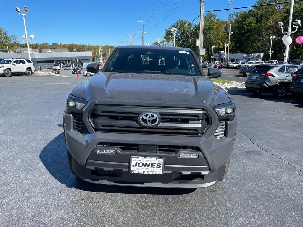 New 2025 Toyota Tacoma SR5 4X4 DOUBLE CAB