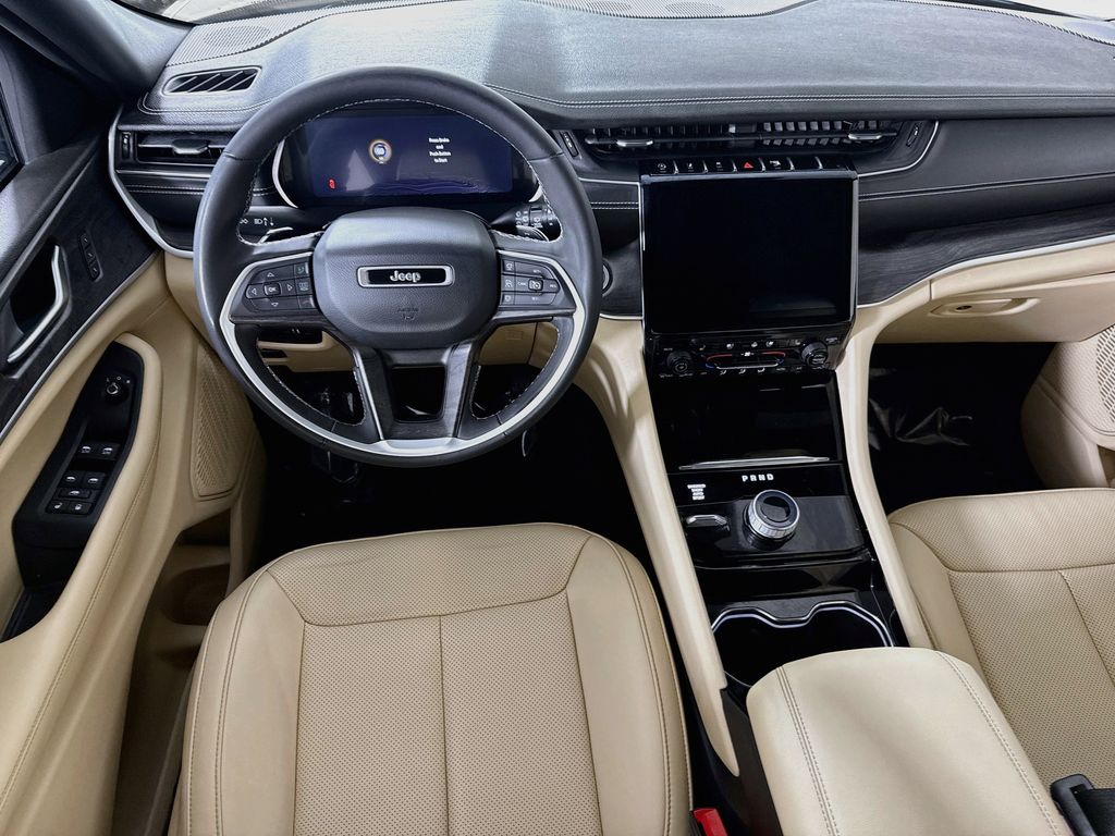 Used 2023 Jeep Grand Cherokee Limited SUV