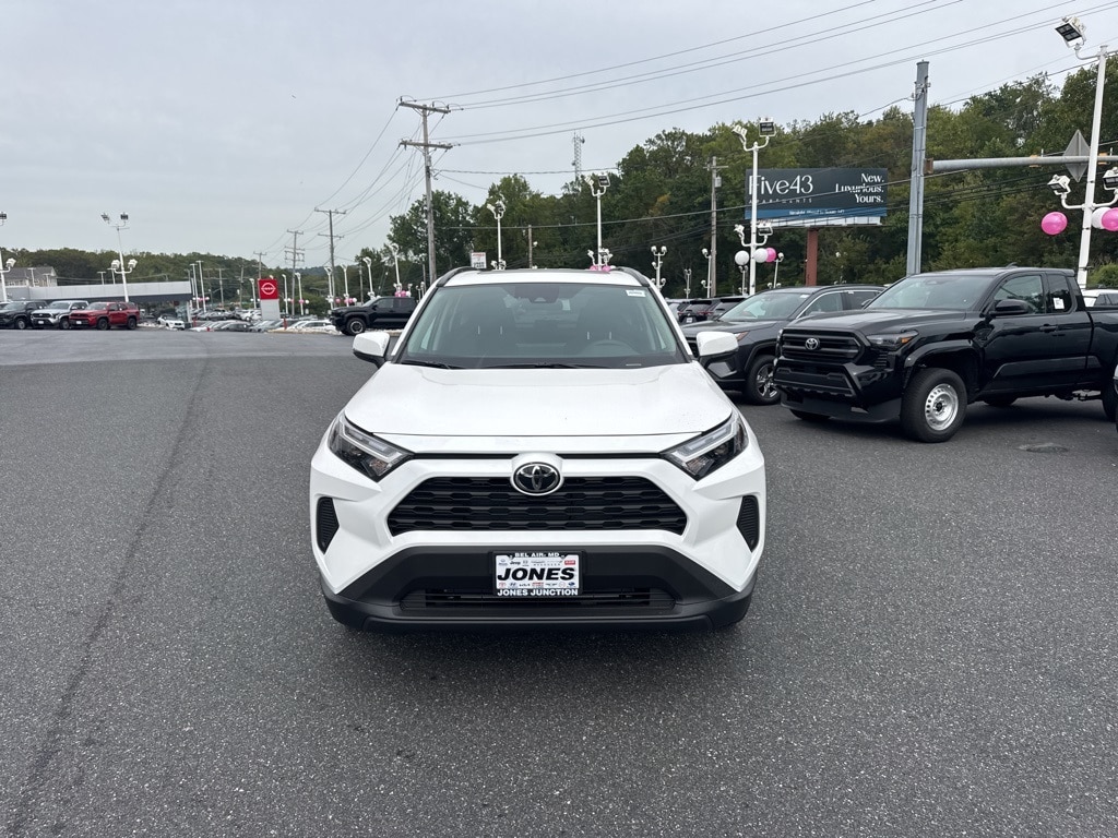 New 2025 Toyota RAV4 XLE XLE AWD SUV