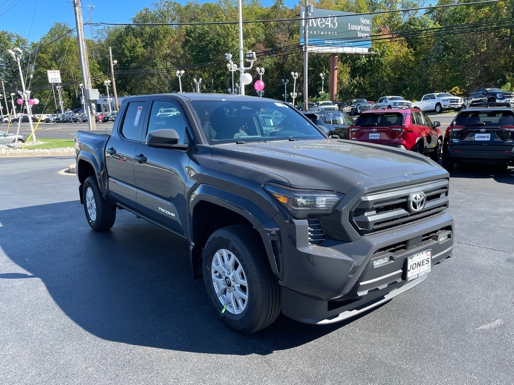 New 2025 Toyota Tacoma SR5 4X4 DOUBLE CAB