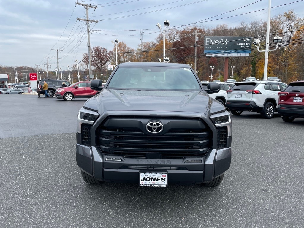 New 2026 Toyota Tundra SR5 SR5 CREWMAX 5.5