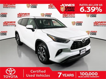 2022 Toyota Highlander XLE SUV